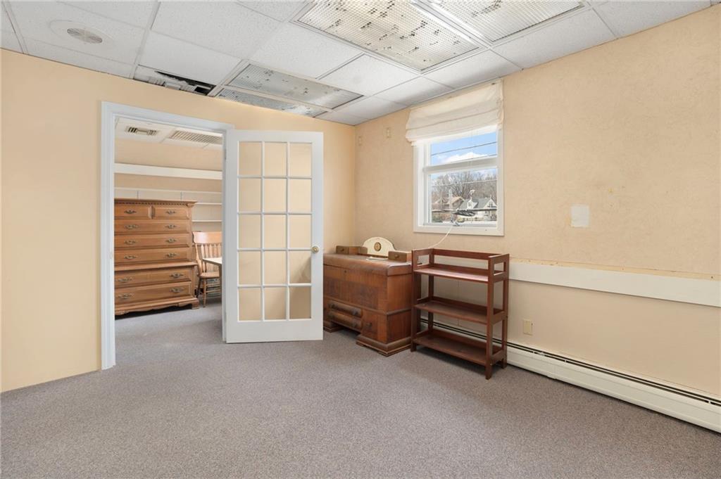 1040 Cranston Street Property Photo 27