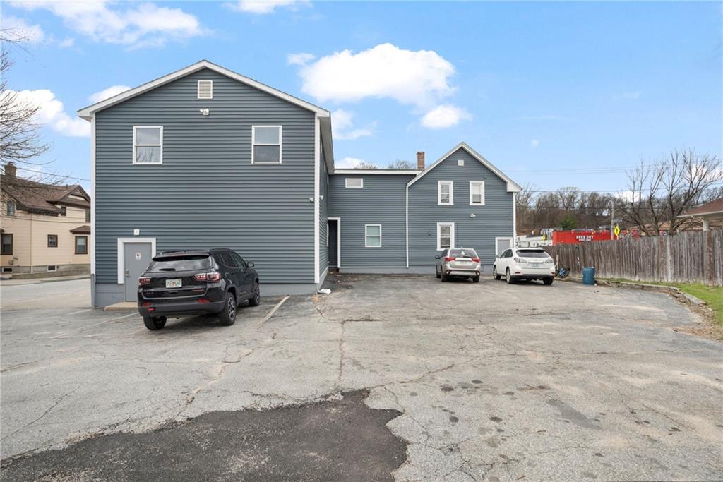 1040 Cranston Street Property Photo 31
