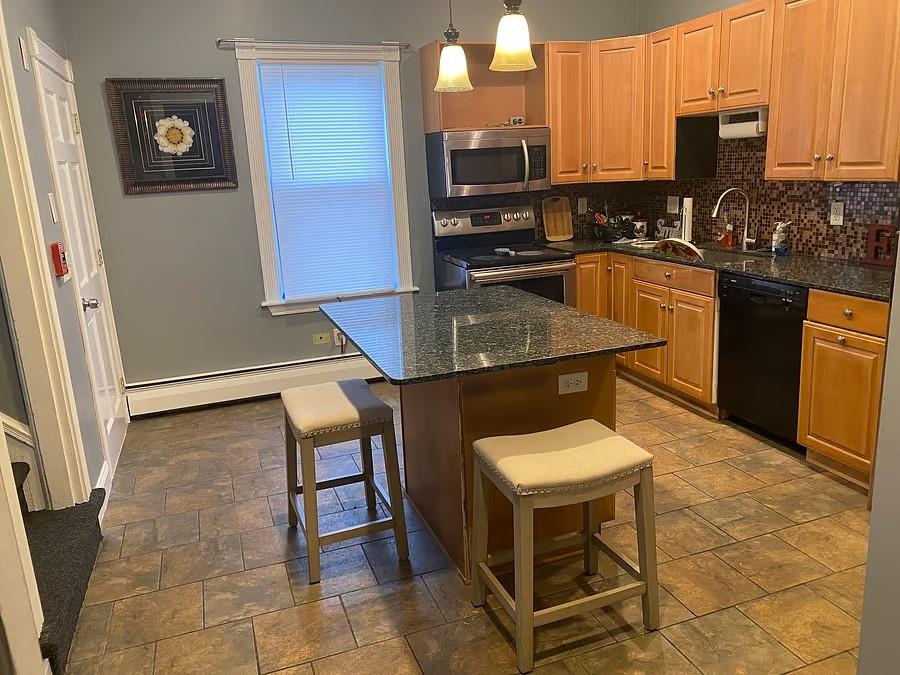 1040 Cranston Street Property Photo 42