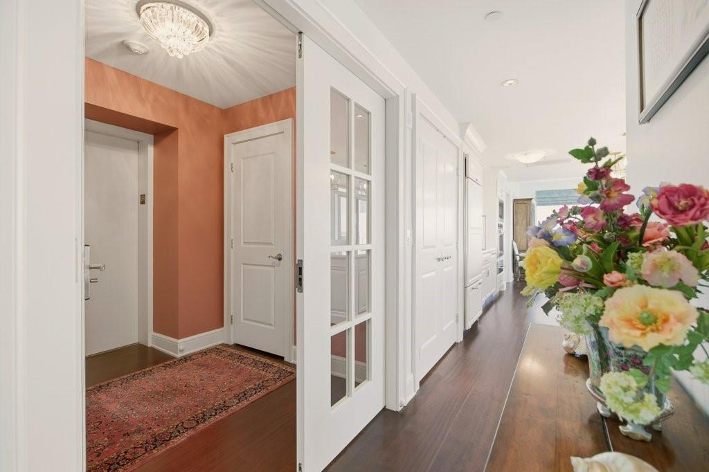 1 Tower Drive Unit 1806 Property Photo 6