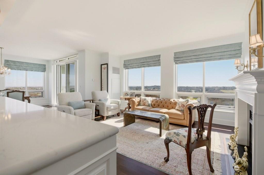 1 Tower Drive Unit 1806 Property Photo 8