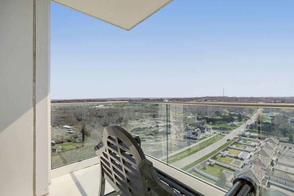 1 Tower Drive Unit 1806 Property Photo 21