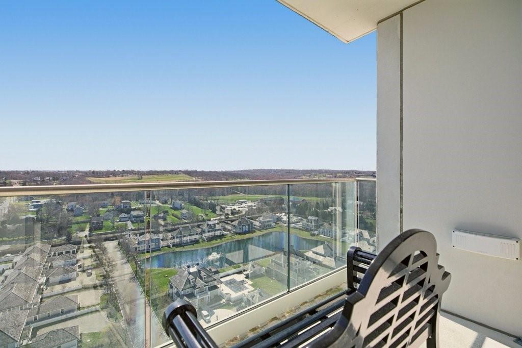 1 Tower Drive Unit 1806 Property Photo 22
