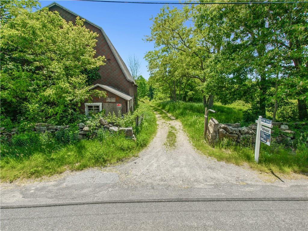 0 Carrs Trail Property Photo 9