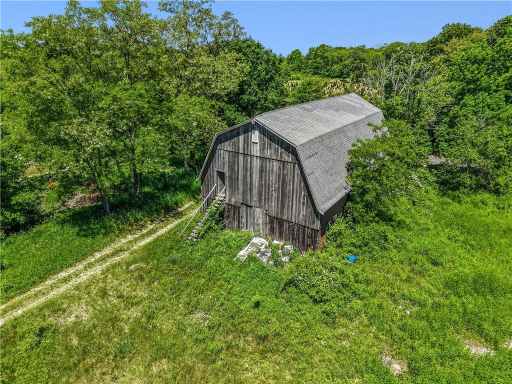 0 Carrs Trail Property Photo 18