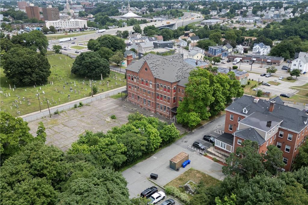 163 George Street Property Photo 11