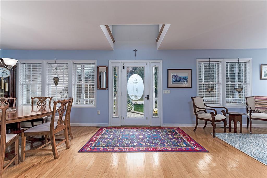 30 Clifford Drive Property Photo 4