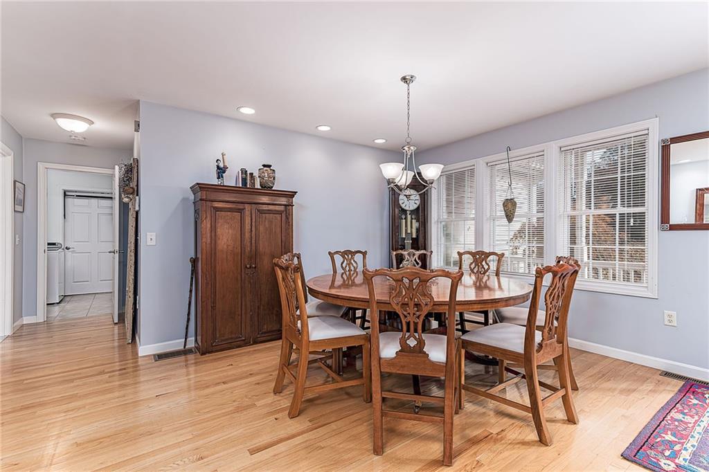 30 Clifford Drive Property Photo 7