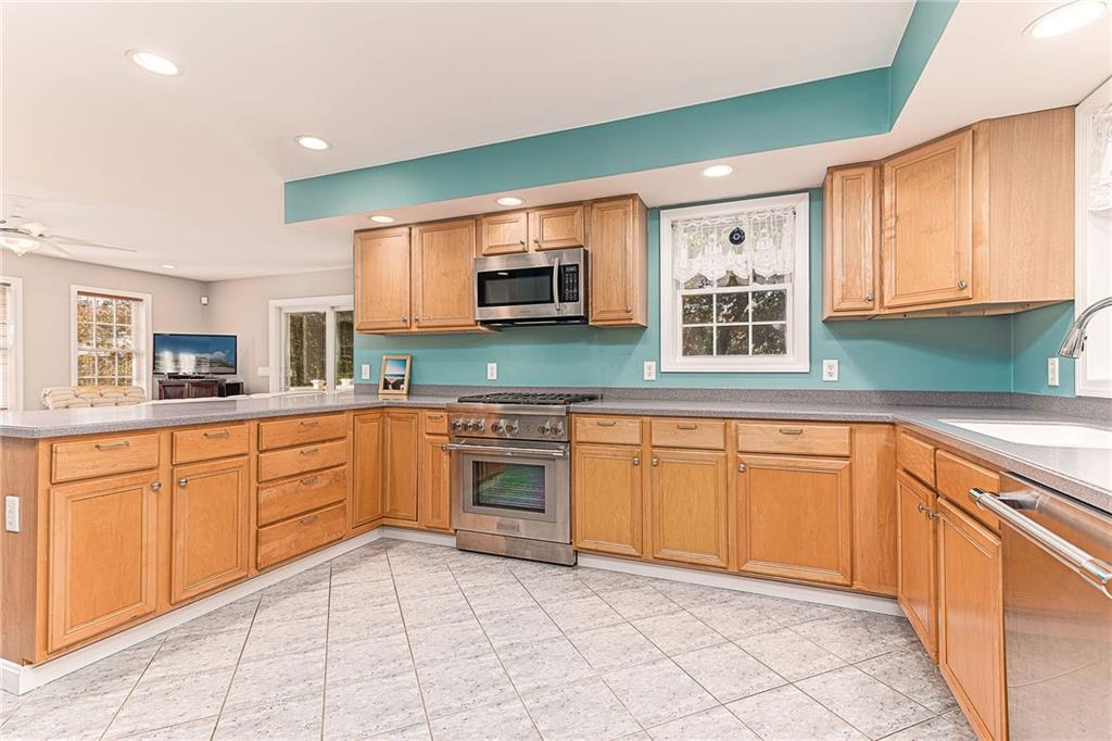 30 Clifford Drive Property Photo 20