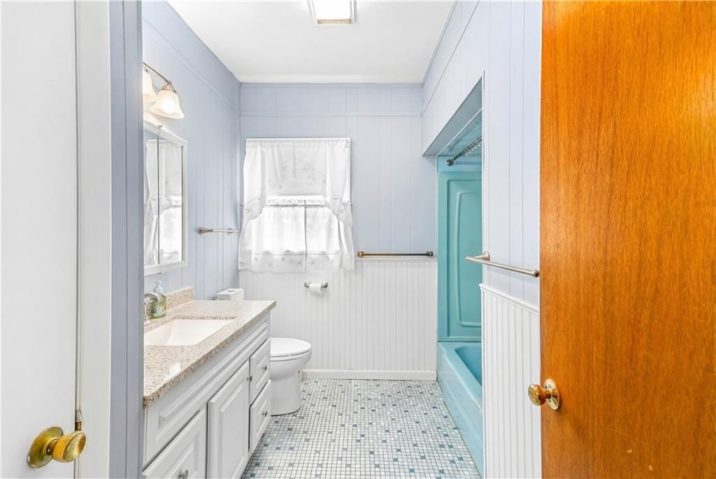 30 Naples Avenue Property Photo 12