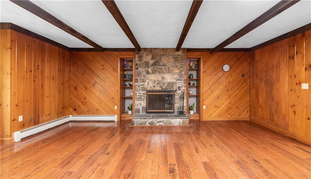 6 Running Stream Road Property Photo 5