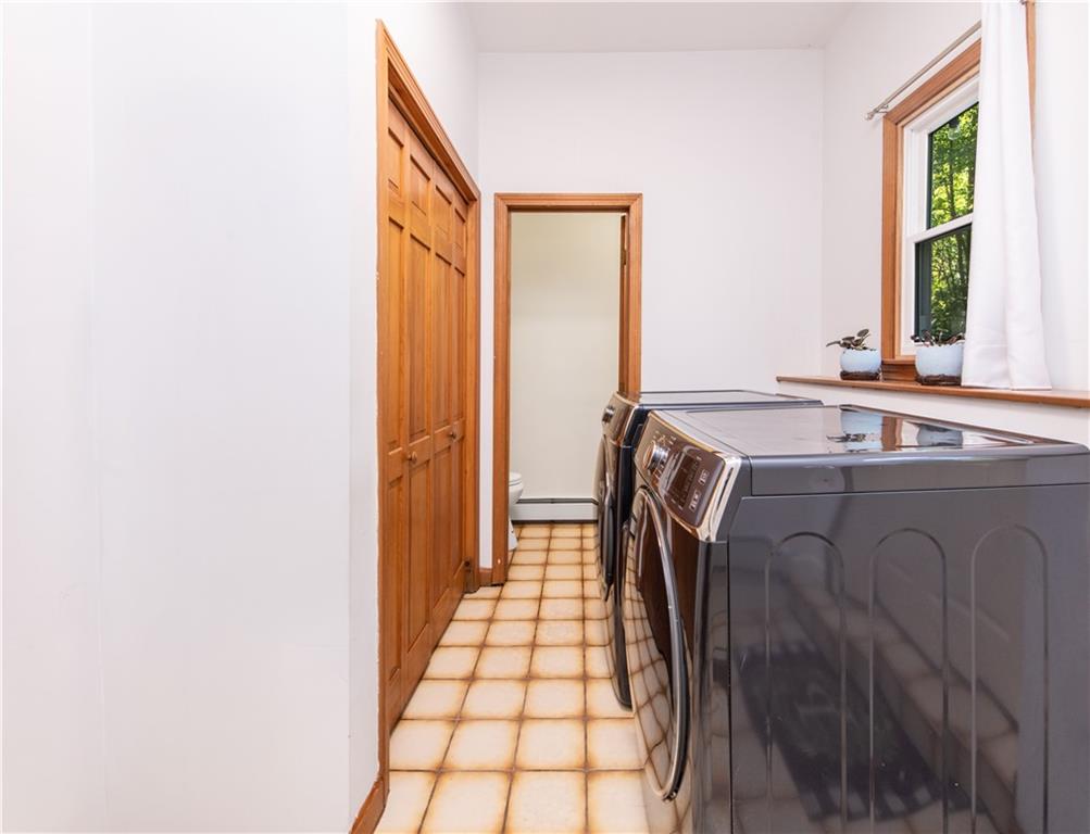 6 Running Stream Road Property Photo 10