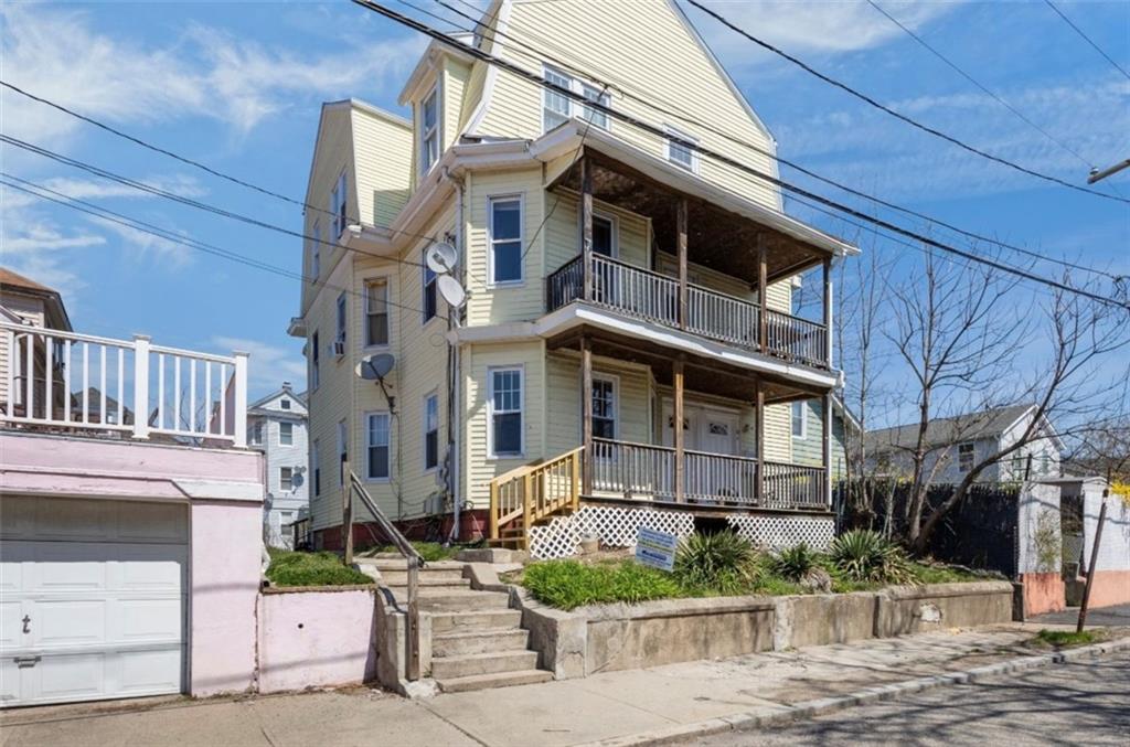 16 Maplehurst Avenue Property Photo 1
