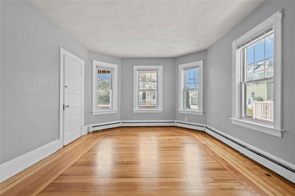16 Maplehurst Avenue Property Photo 5