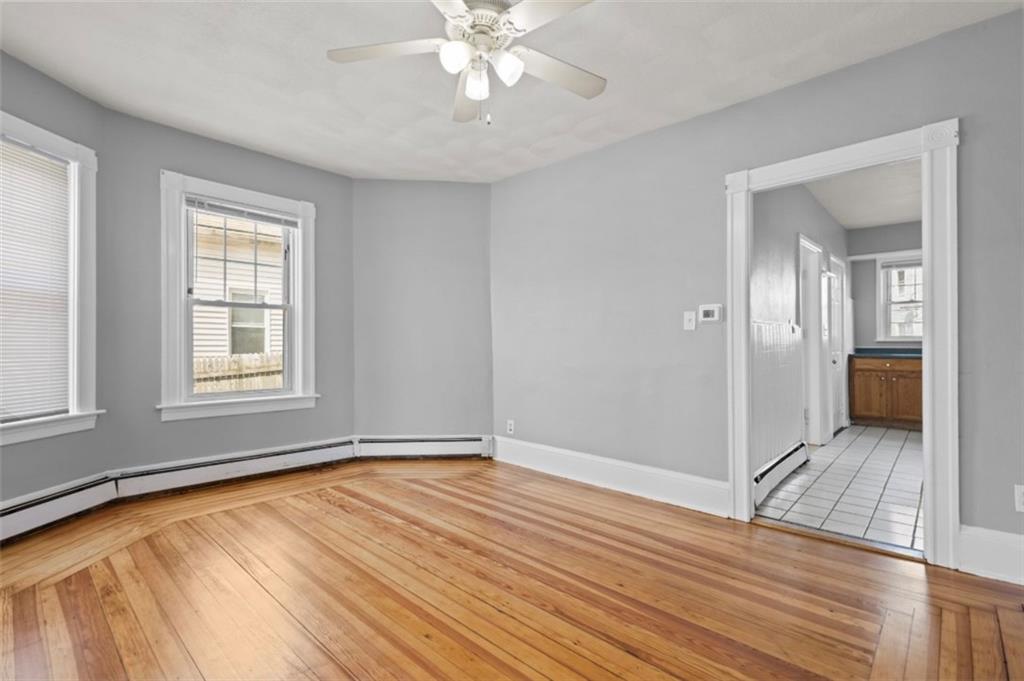 16 Maplehurst Avenue Property Photo 7