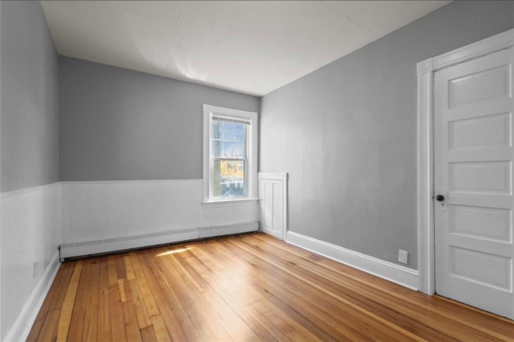 16 Maplehurst Avenue Property Photo 12