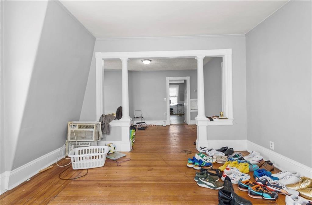 16 Maplehurst Avenue Property Photo 21