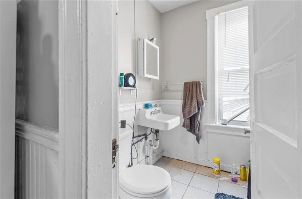 16 Maplehurst Avenue Property Photo 24