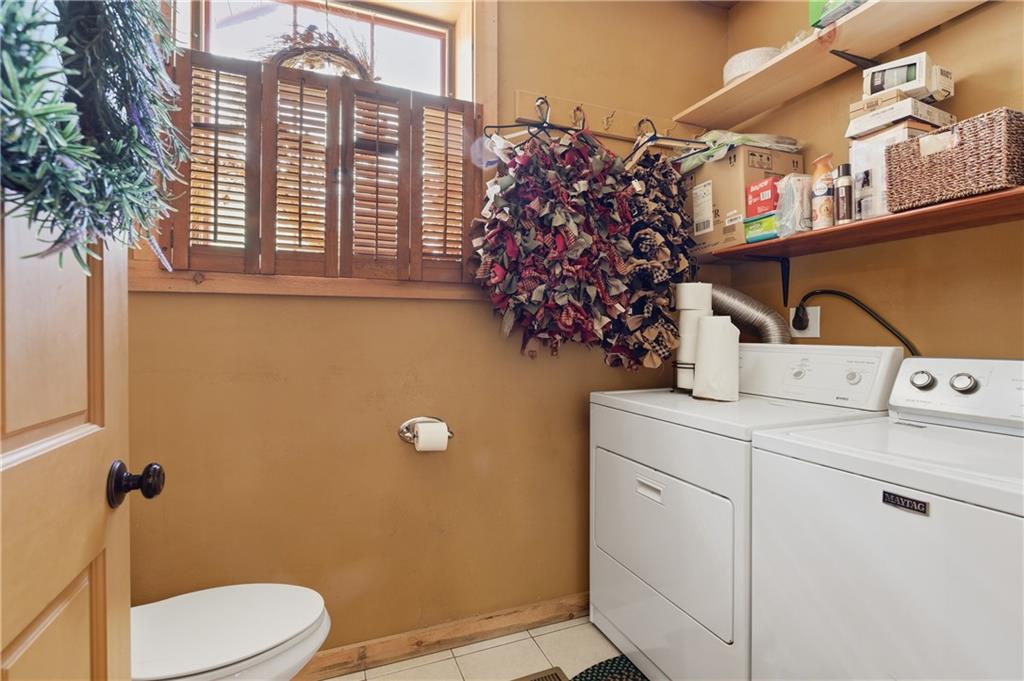 953 955 Victory Highway Property Photo 32