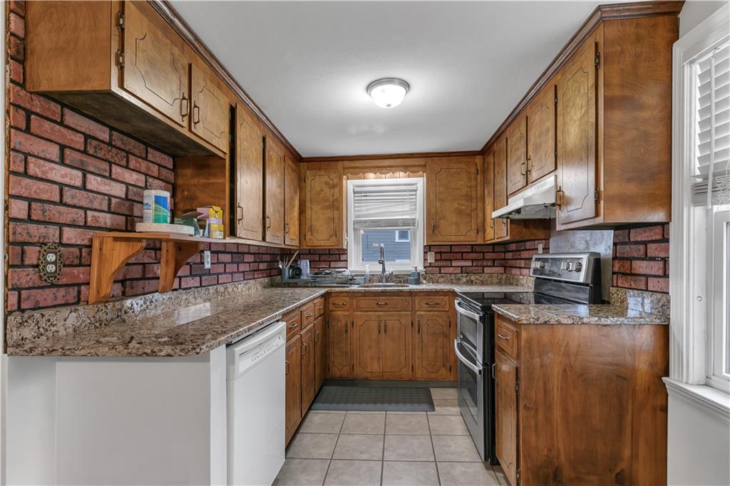 204 Talcott Street Property Photo 14