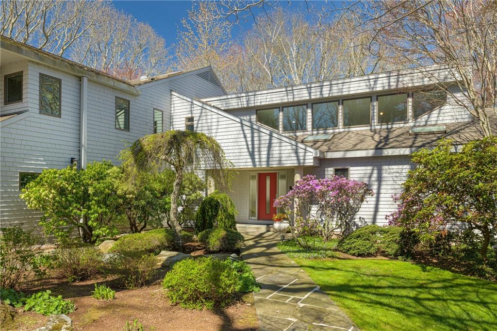 125 Woodruff Avenue Property Photo 3