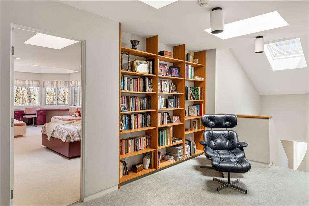 125 Woodruff Avenue Property Photo 21