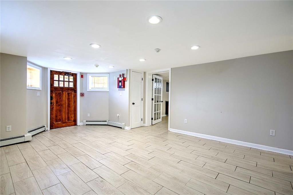 80 Pitman Street Unit 4 Property Photo 4