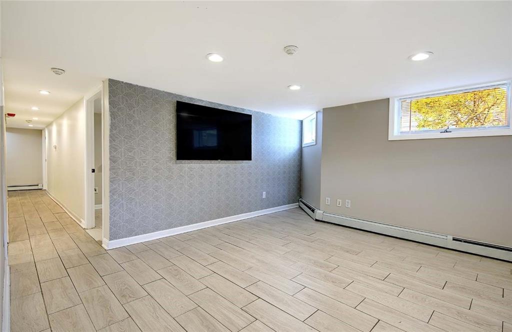 80 Pitman Street Unit 4 Property Photo 6