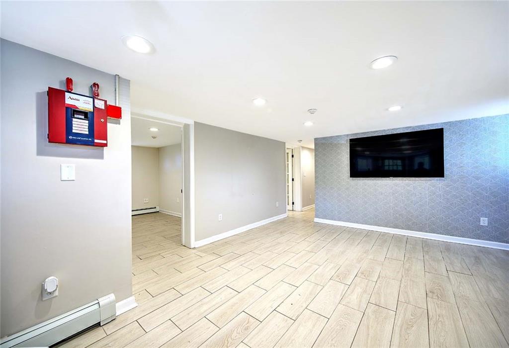 80 Pitman Street Unit 4 Property Photo 7