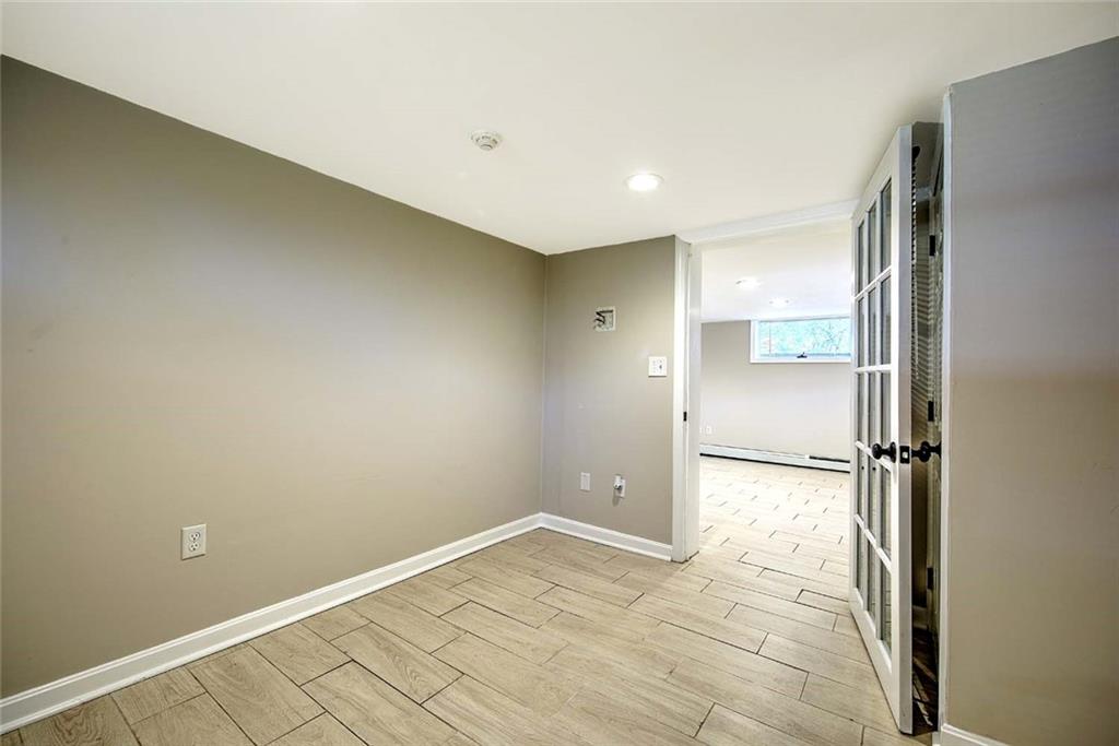 80 Pitman Street Unit 4 Property Photo 8