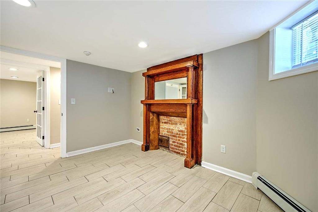 80 Pitman Street Unit 4 Property Photo 12