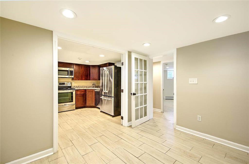 80 Pitman Street Unit 4 Property Photo 14