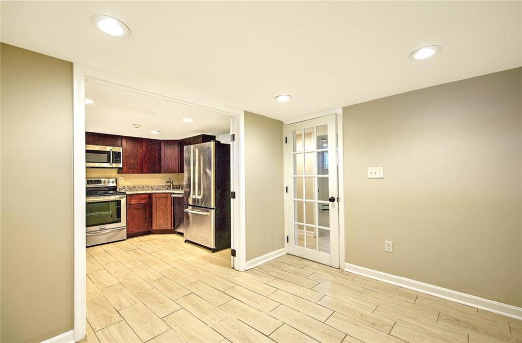 80 Pitman Street Unit 4 Property Photo 15