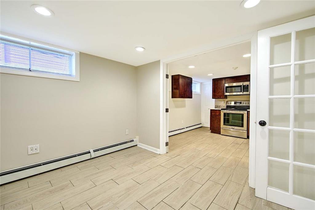 80 Pitman Street Unit 4 Property Photo 16