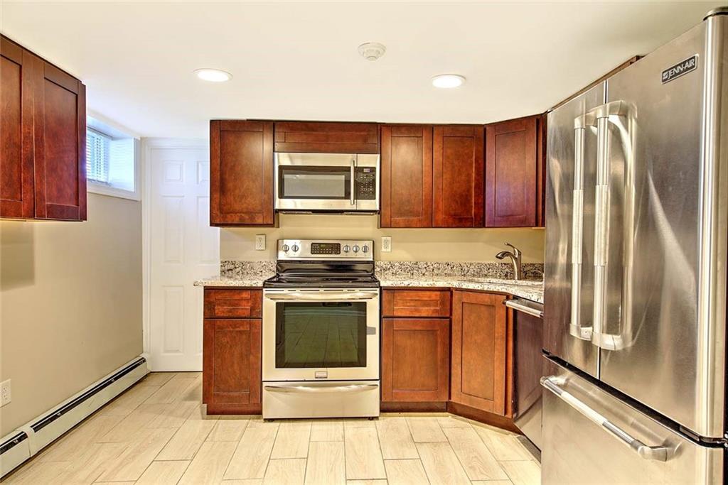 80 Pitman Street Unit 4 Property Photo 17
