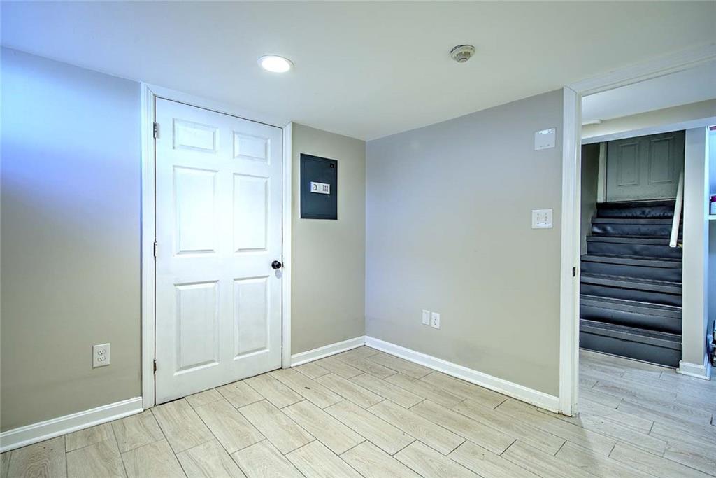 80 Pitman Street Unit 4 Property Photo 24