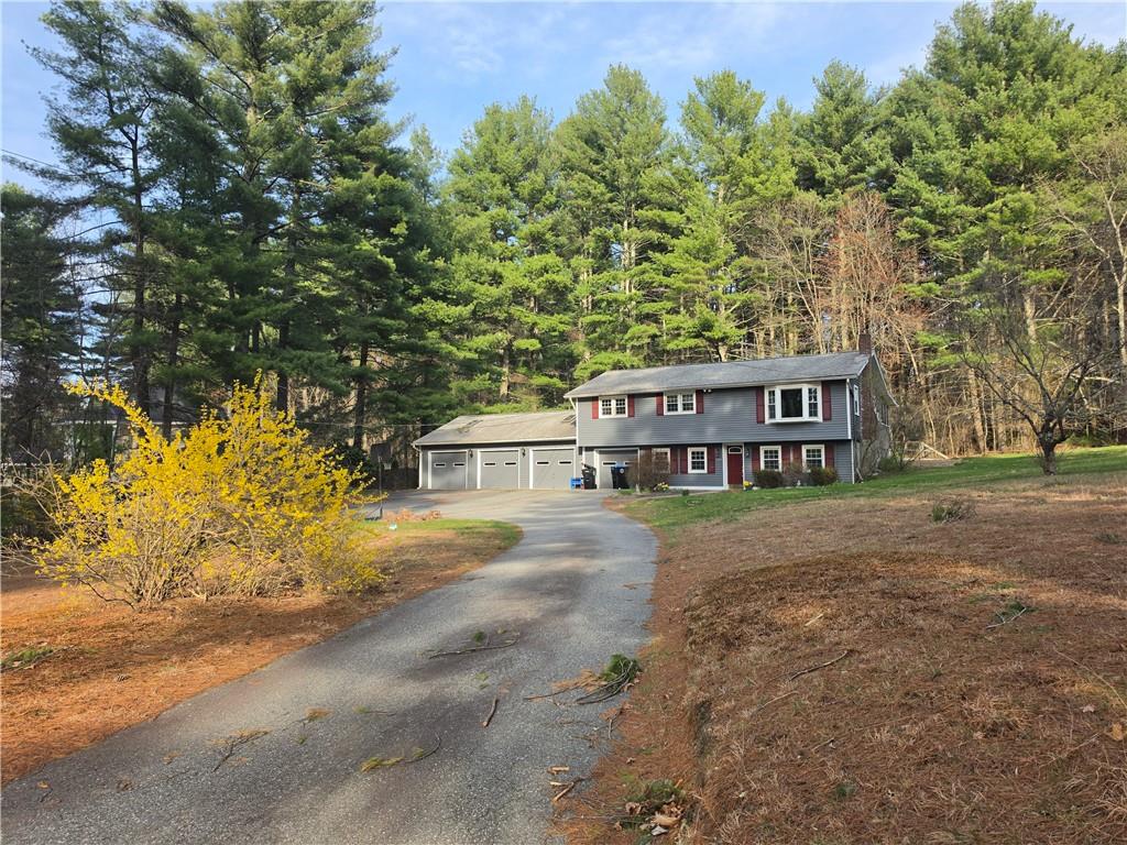 1304 Pound Hill Road Property Photo 3