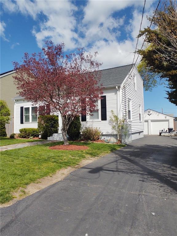 21 Urban Avenue Property Photo 1