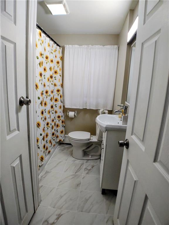 21 Urban Avenue Property Photo 13