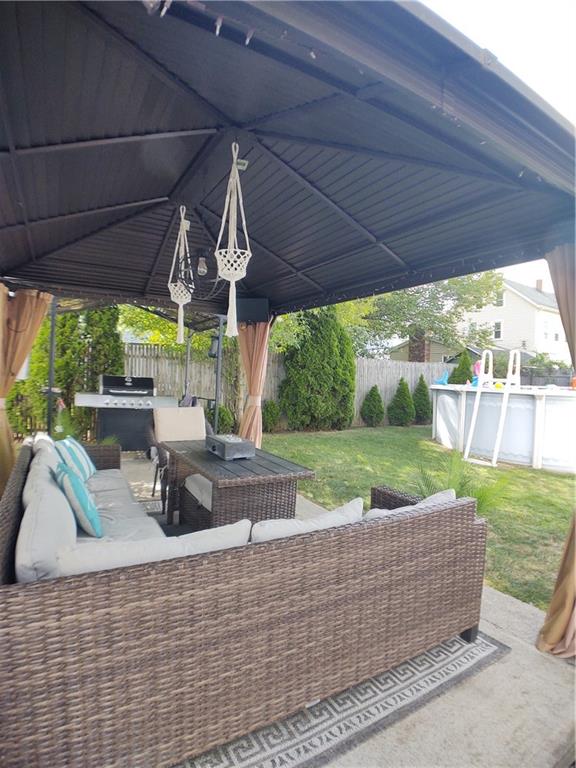 21 Urban Avenue Property Photo 25
