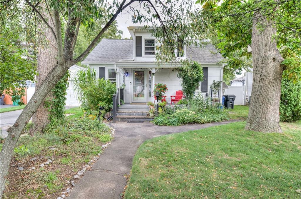 333 Greenwood Avenue Property Photo 1