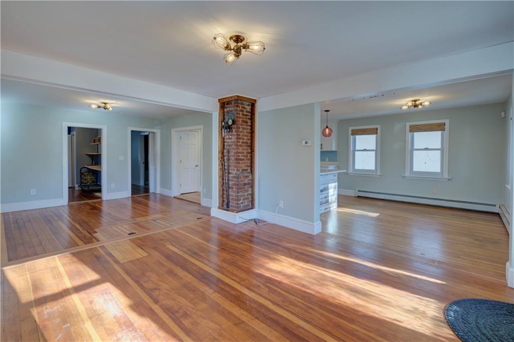 333 Greenwood Avenue Property Photo 6