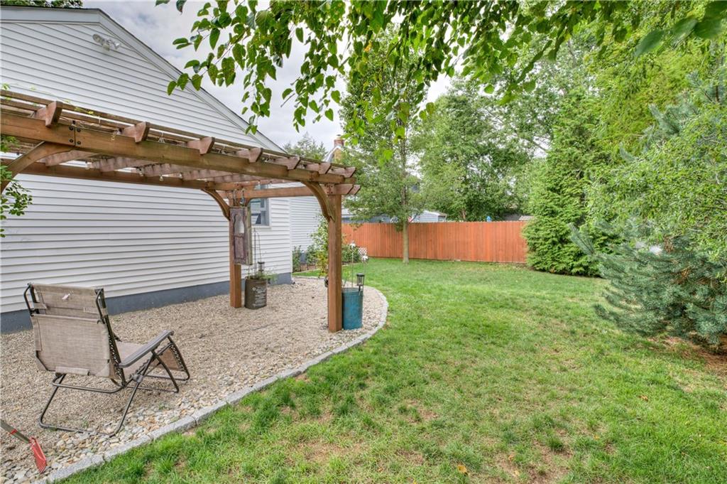 333 Greenwood Avenue Property Photo 26