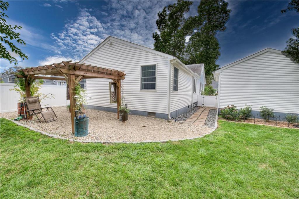 333 Greenwood Avenue Property Photo 28