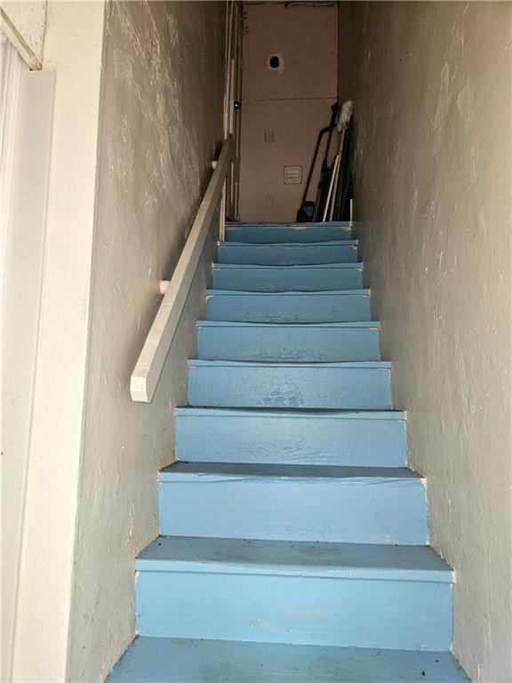 1 Side Hill Street Property Photo 40