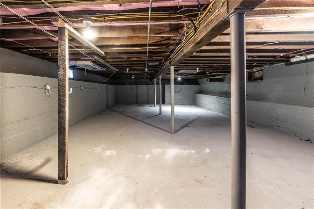 120 Danielson Pike Property Photo 25