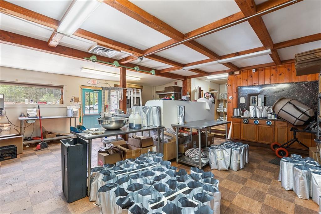 388 Church Street Property Photo 3
