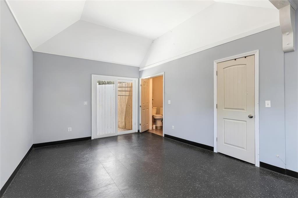 388 Church Street Property Photo 8