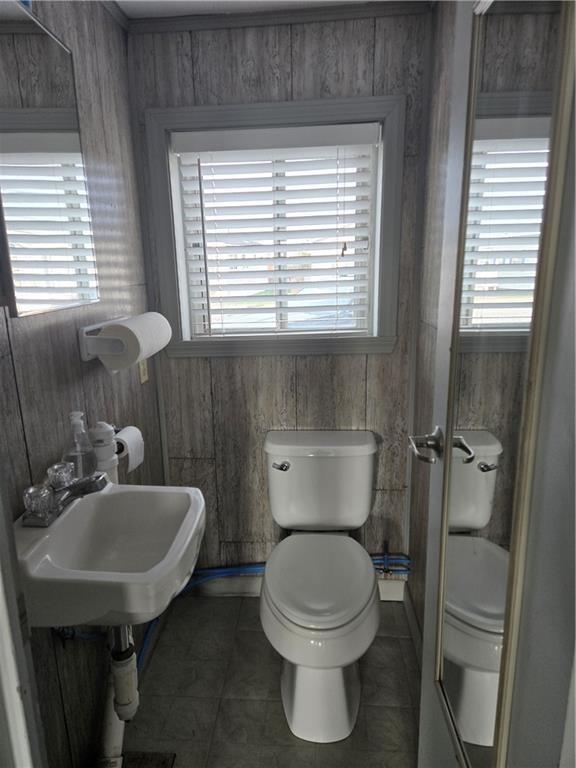 697 Succotash Road Property Photo 10