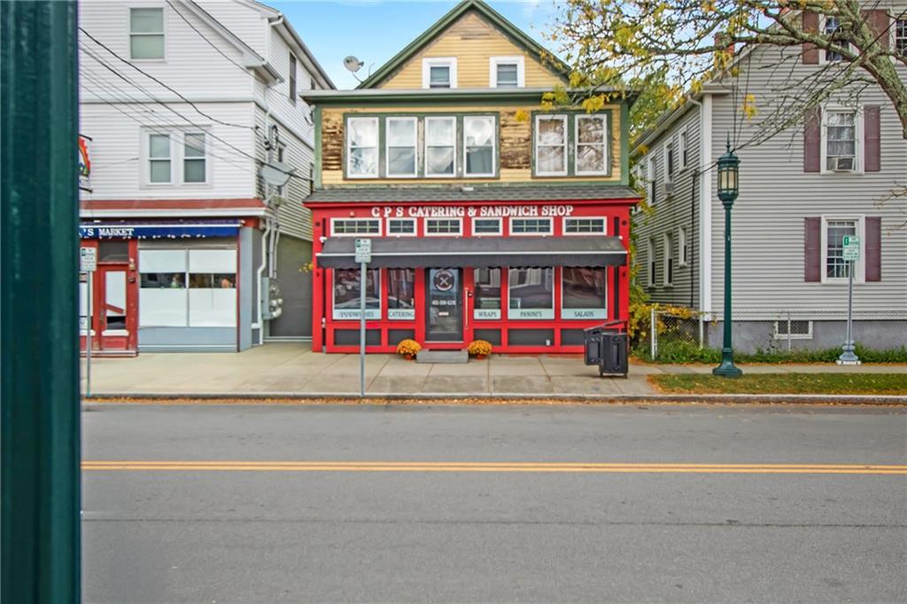 366 Wood Street Property Photo 3